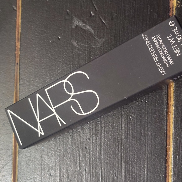 NARS Light Reflecting Hydrating Primer - Cream - Picture 7 of 13